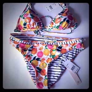 Nanette Lepore
FRUIT PRINT Reversible BIKINI Black